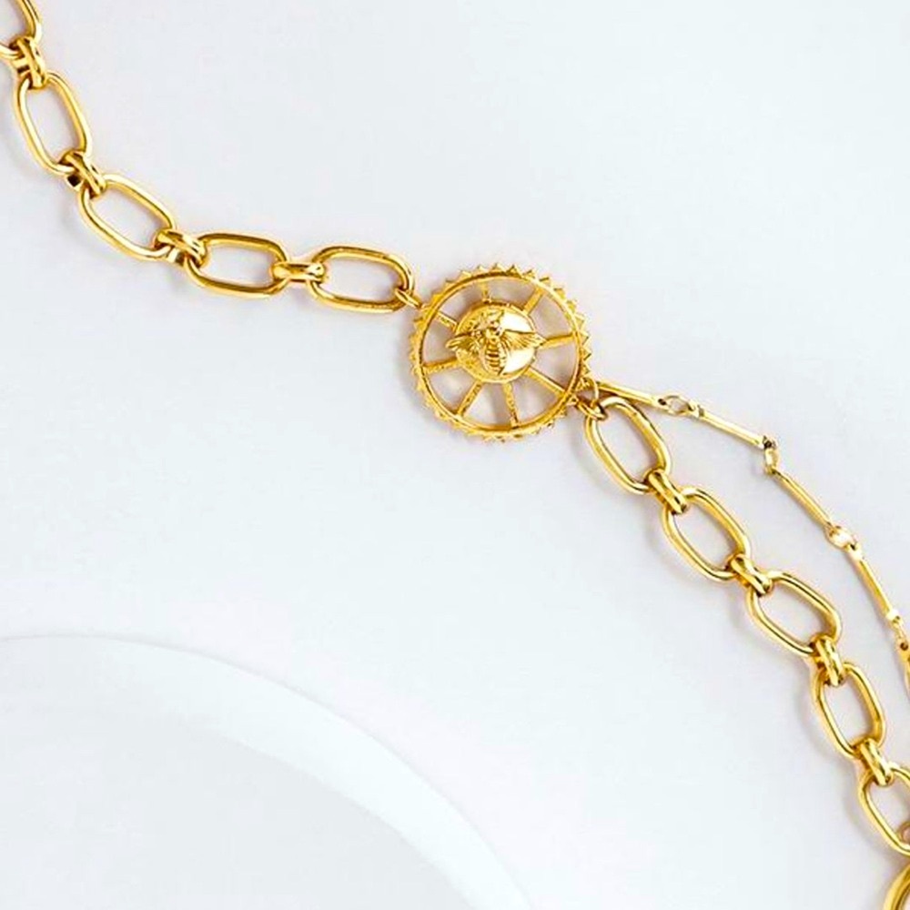 Wanderlust + Co, 18K Gold Filled, Bee & Gear, Toggle Bracelet